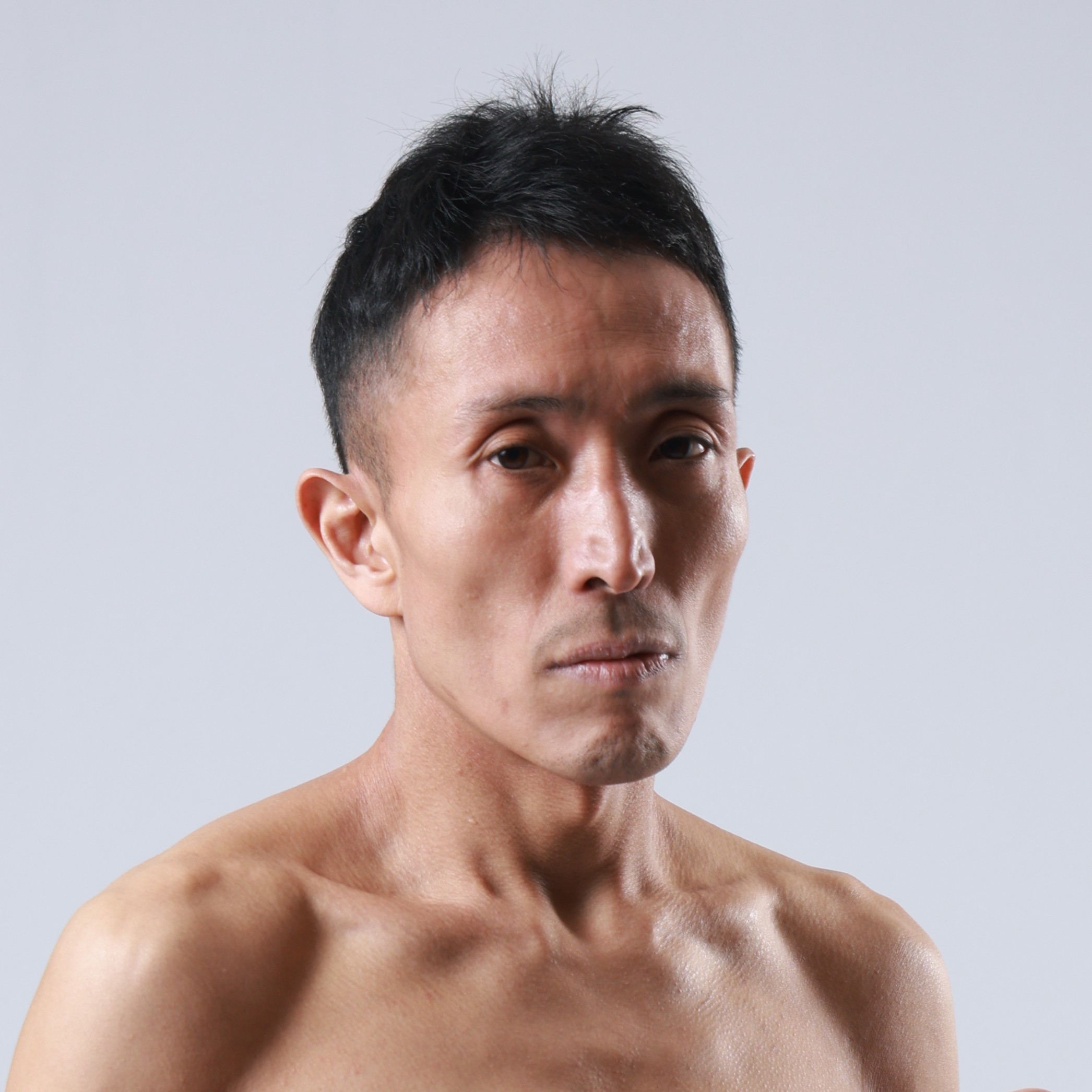 折戸 アトム