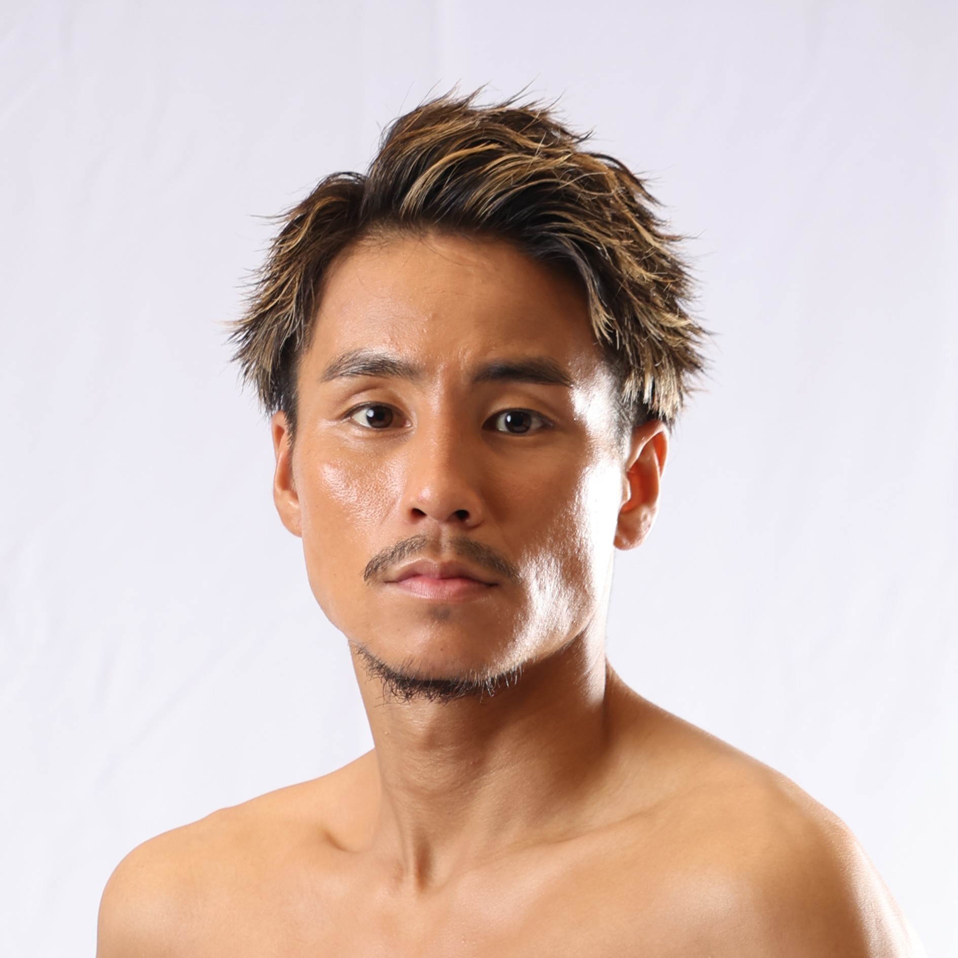 軍司 泰斗