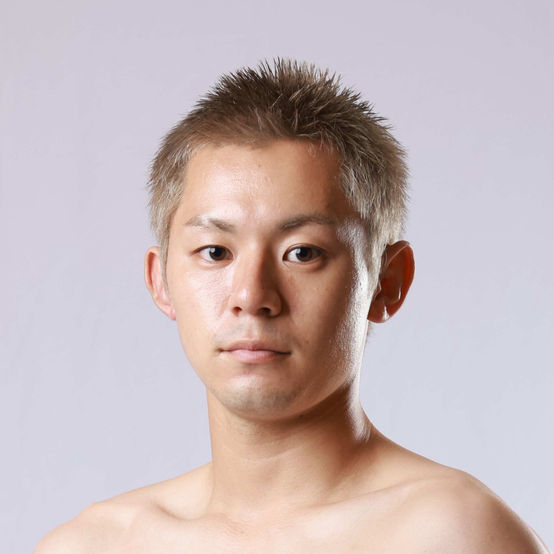 一 輝