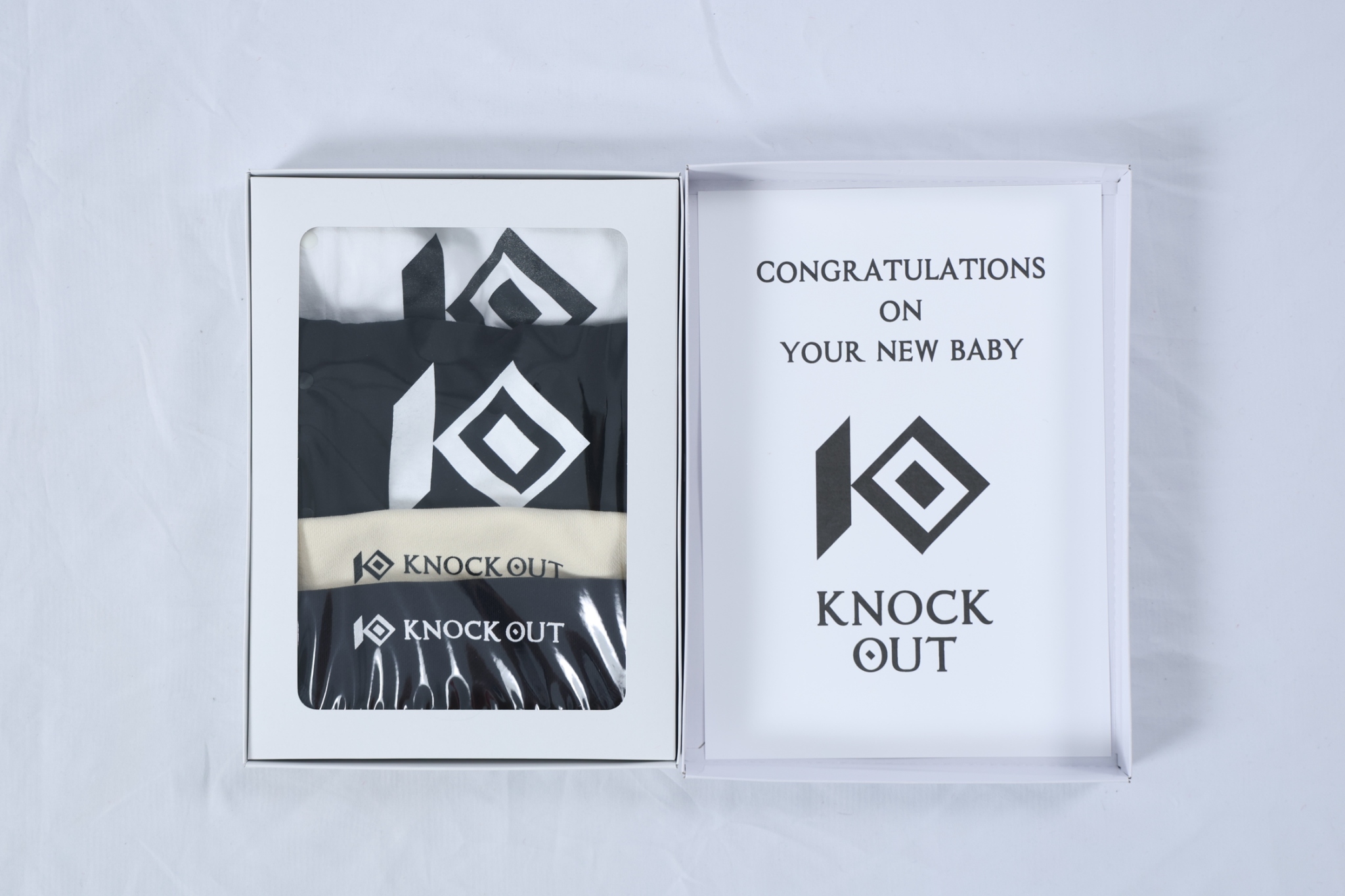 KNOCK OUTベビーロンパース＆ビブセット